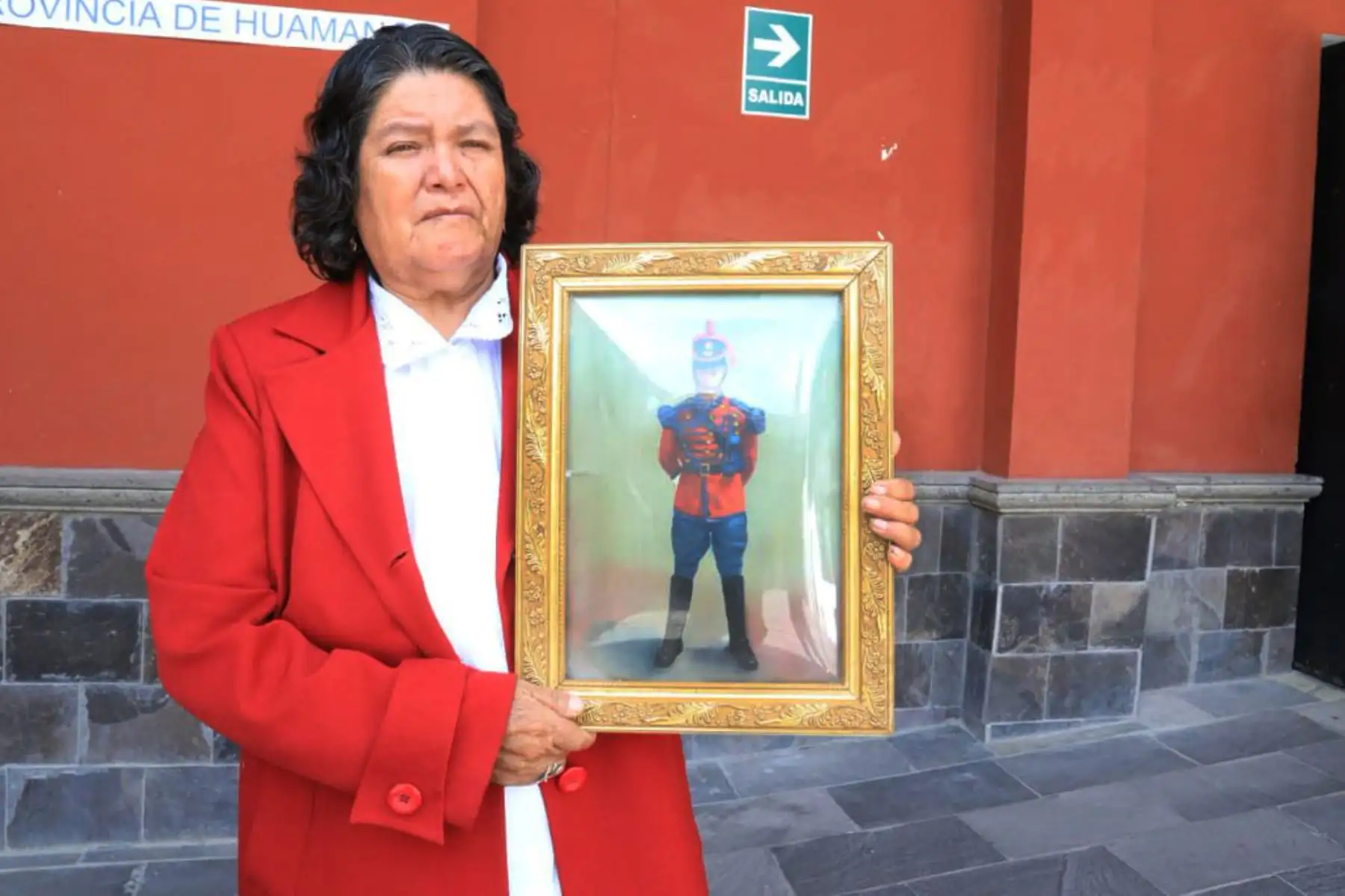 Ministro de Justicia, Vicente Zeballos preside ceremonia “Camino al Bicentenario: tejiendo caminos de justicia y reconciliación” en Ayacucho.Foto: ANDINA/MINJUS