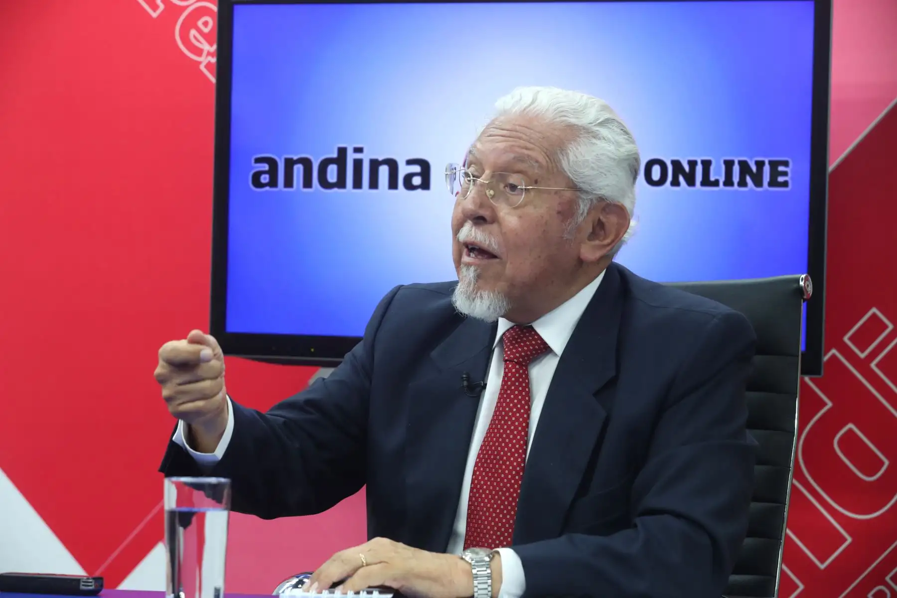 Ministro de Vivienda y Saneamiento, Javier Piqué ANDINA/Jack Ramón