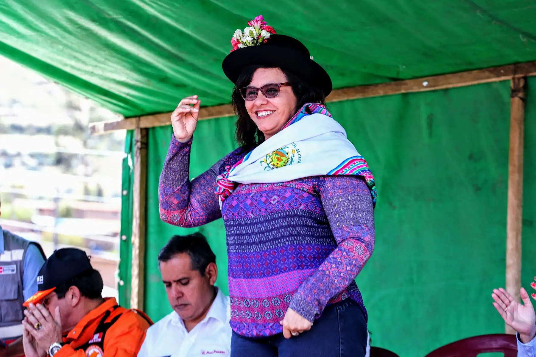 Primera Dama de la Nación acompañada de los ministros de MINAGRI, MIDIS y Mujer participan de acción cívica en el centro poblado de Ccarhuaccocco en Ayacucho.Foto: ANDINA/Luis Iparraguirre