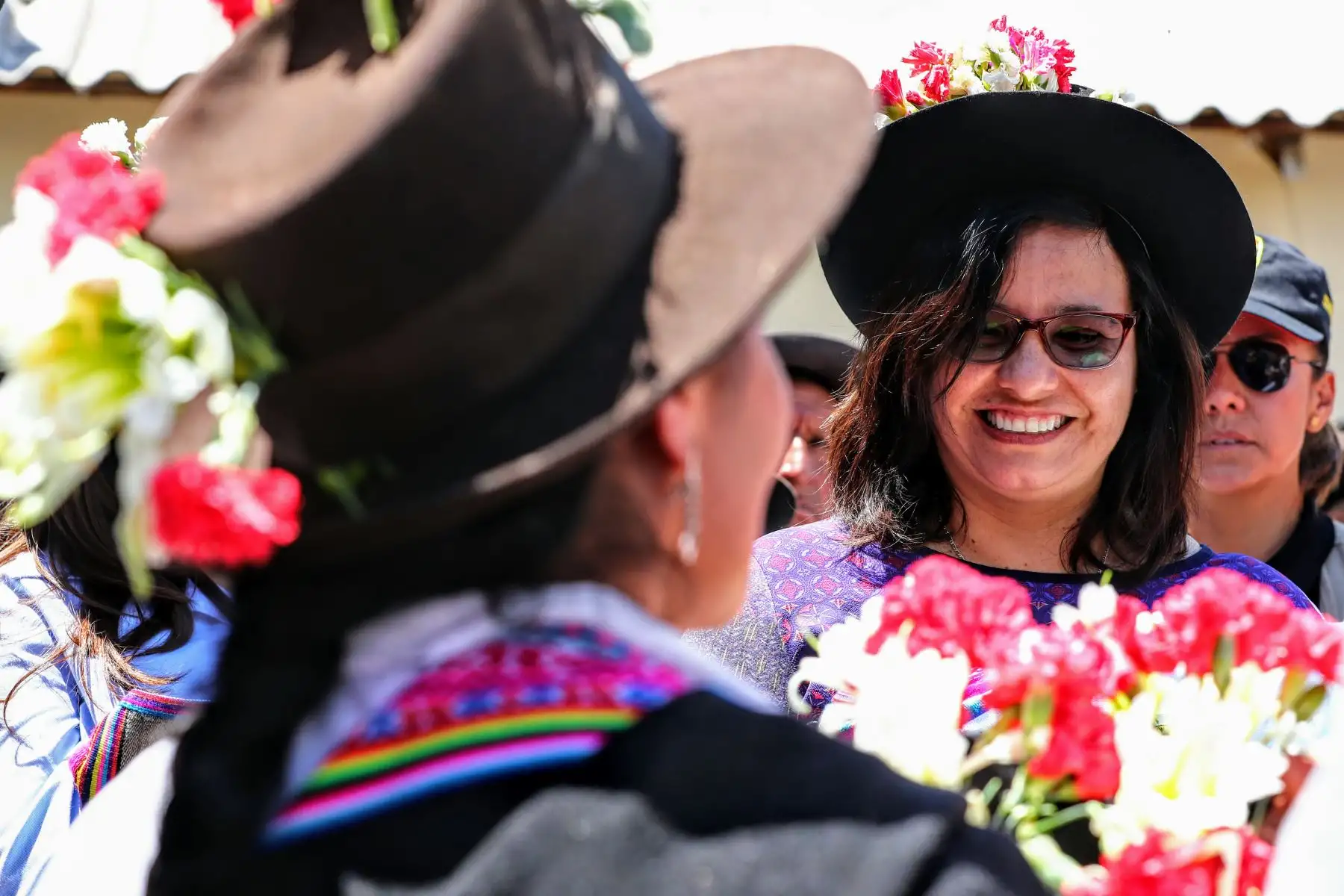 Primera Dama de la Nación acompañada de los ministros de MINAGRI, MIDIS y Mujer participan de acción cívica en el centro poblado de Ccarhuaccocco en Ayacucho.Foto: ANDINA/Luis Iparraguirre