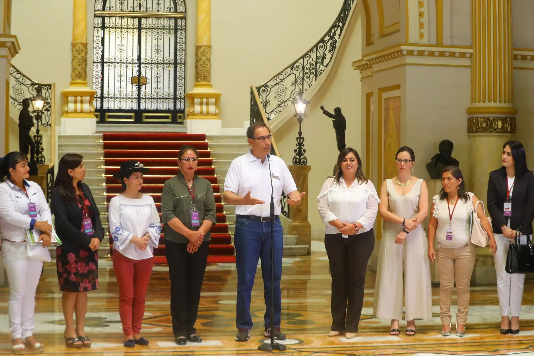 Jefe de Estado Martín Vizcarra se reuniò con 55 alcaldesas distritales y provinciales electas, en Palacio de Gobierno.Foto: ANDINA/Prensa Presidencia