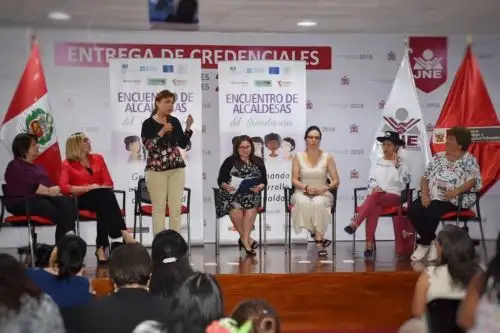 Ministra de Desarrollo e Inclusión Social (MIDIS) Liliana La Rosa, clausura encuentro con alcaldesas electas.