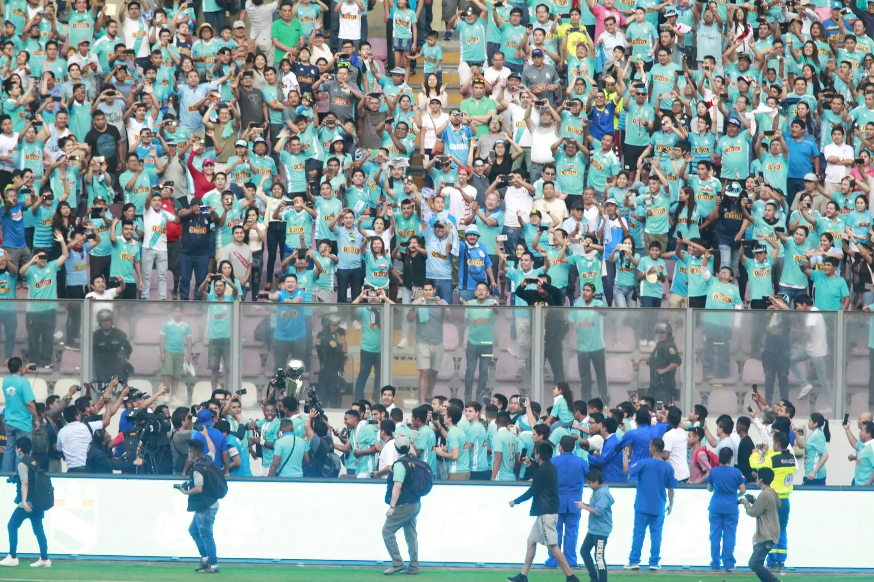 Sporting Cristal Campeon del descentralizado 2018, tras ganar 3-0 al Alianza Lima, en el estadio nacional.Foto:ANDINA/ Jhony Laurente