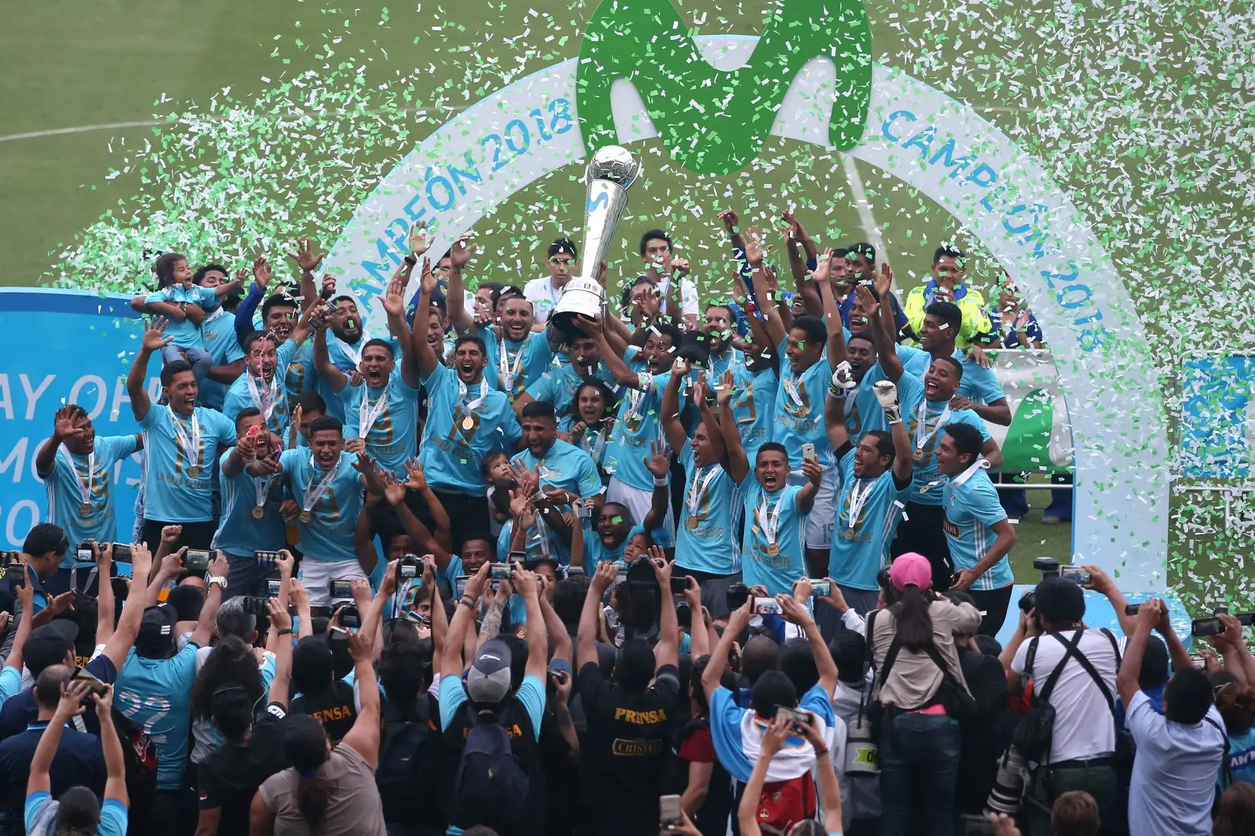 Cristal golea 3-0 a Alianza Lima y se proclama campeón nacional, en el estadio nacional. Foto: ANDINA/Vidal Tarqui