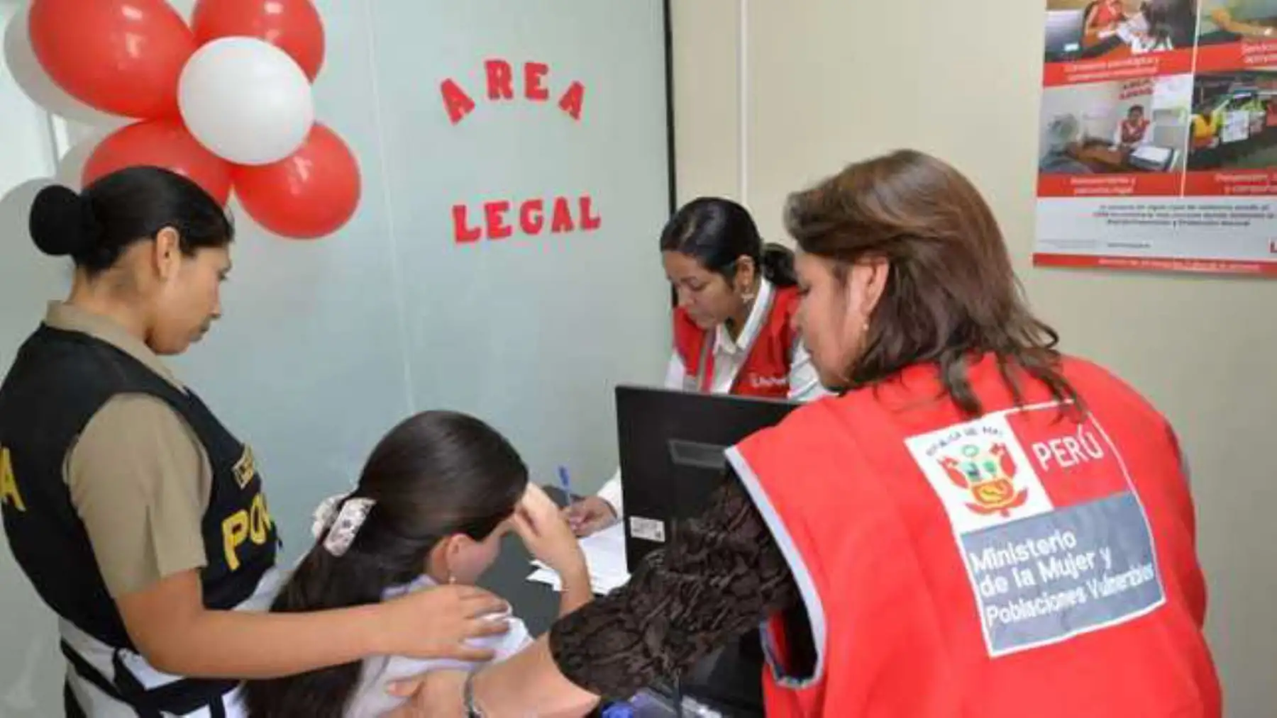 Un equipo del Centro Emergencia Mujer (CEM) comisaría Santa Bárbara, interviene en el caso de un presunto feminicidio en la provincia de San Román, región Puno, informó el Ministerio de la Mujer y Poblaciones Vulnerables (Mimp). ANDINA