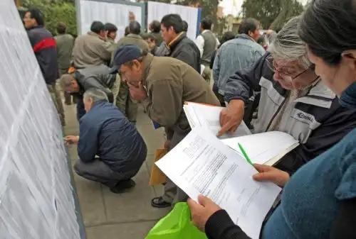 Trabajadores cesados.