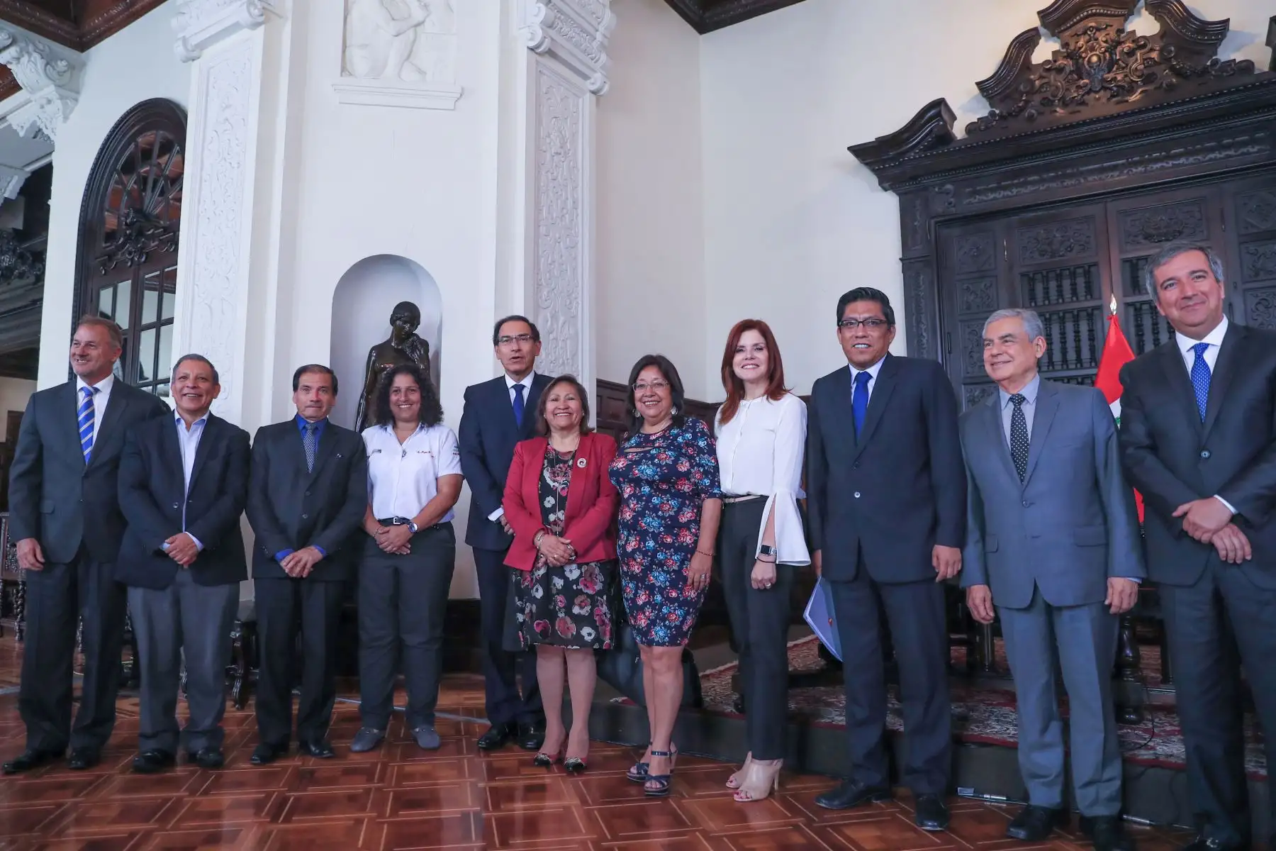 Jefe de Estado promulga ley que regula el plástico de un solo uso y suscribe el oficio con el que remite al Congreso el proyecto de Ley Orgánica de la Junta Nacional de Justicia. Foto: ANDINA/Prensa Presidencia