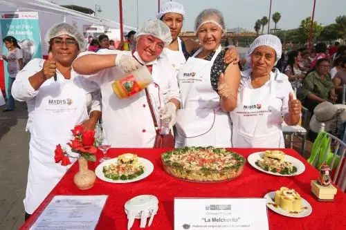 Comedores populares son reconocidos por platos sabrosos que combaten la anemia. Foto: ANDINA/Difusión.