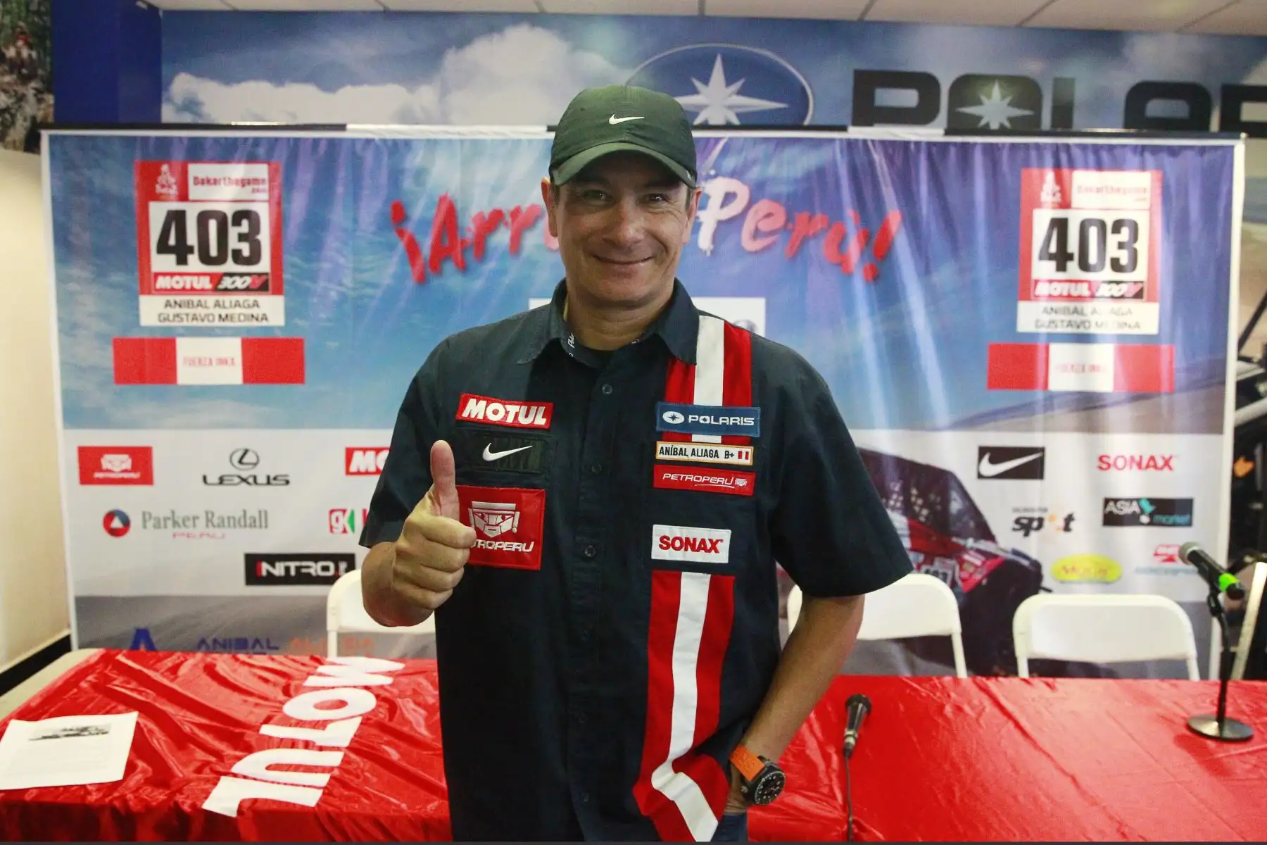 Piloto participante del Dakar, Anibal Aliaga  impulsa  la campaña de Lucha contra la Anemia.Foto: ANDINA/Eddy Ramos
