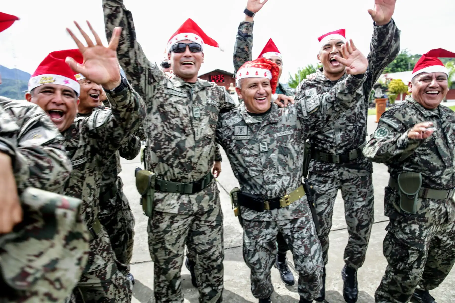 Visita a la base de Pichari por fiestas navideñas por parte del ministro de Defensa José Huertas. Foto: ANDINA/Luis Iparraguirre