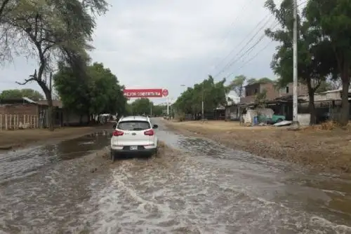 El verano se inicia hoy viernes 21 de diciembre a las 15:22 horas y se prevé para el periodo enero - marzo 2019, un escenario de lluvias de normal a superior en la costa norte, sin descartar precipitaciones aisladas de moderada intensidad, informó el Servicio Nacional de Meteorología e Hidrología (Senamhi).