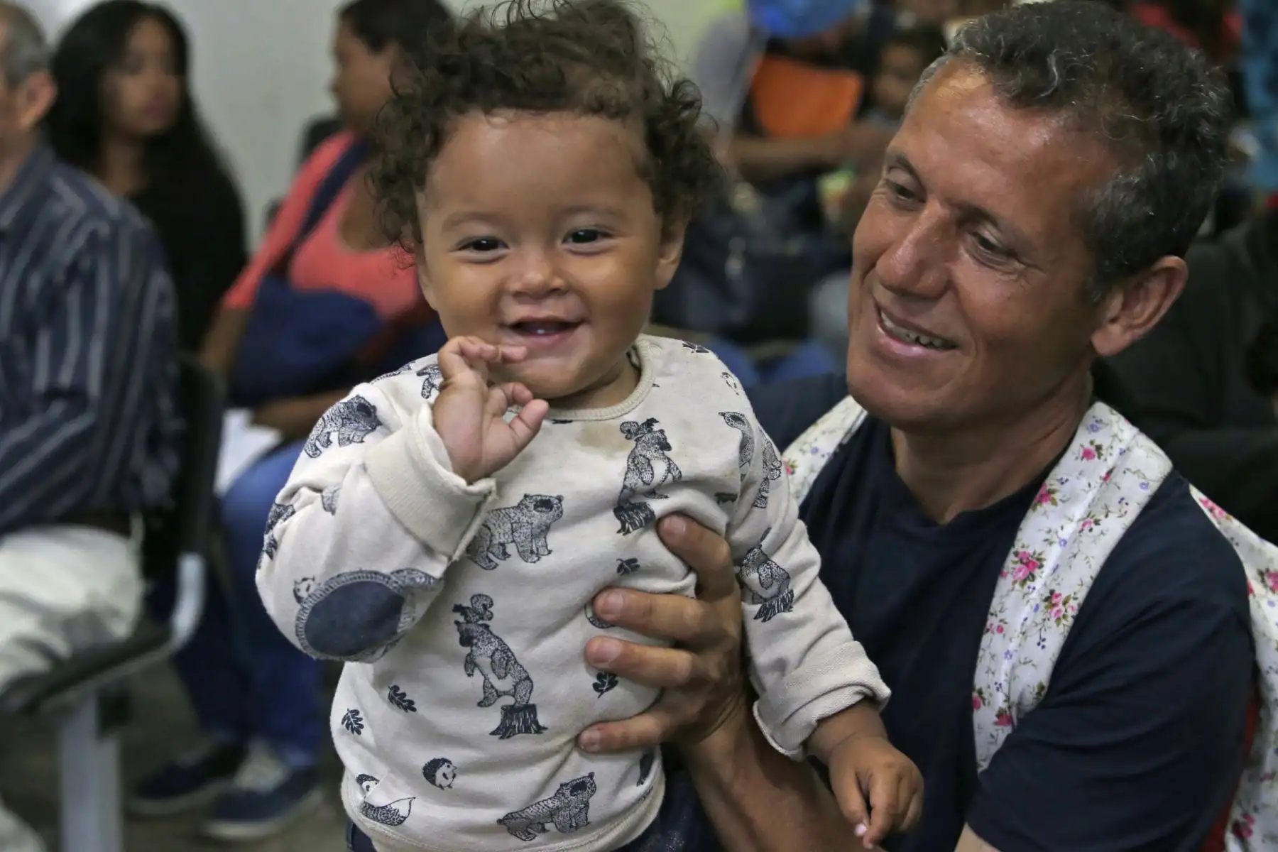 Papá Noel alegró a niños peruanos y extranjeros en la sede central de Migraciones. Foto: ANDINA/Nathalie Sayago