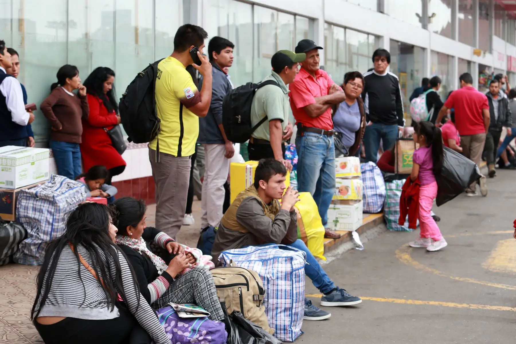 SUTRAN, entidad adscrita al Ministerio de Transportes y Comunicaciones, brinda recomendaciones a conductores y pasajeros a fin de que puedan tener un viaje seguro y eviten accidentes en las vías nacionales Foto: ANDINA/Norman Córdova