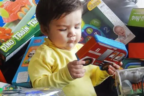 Conoce cómo elegir un buen regalo en esta Navidad. Foto: ANDINA/Difusión.