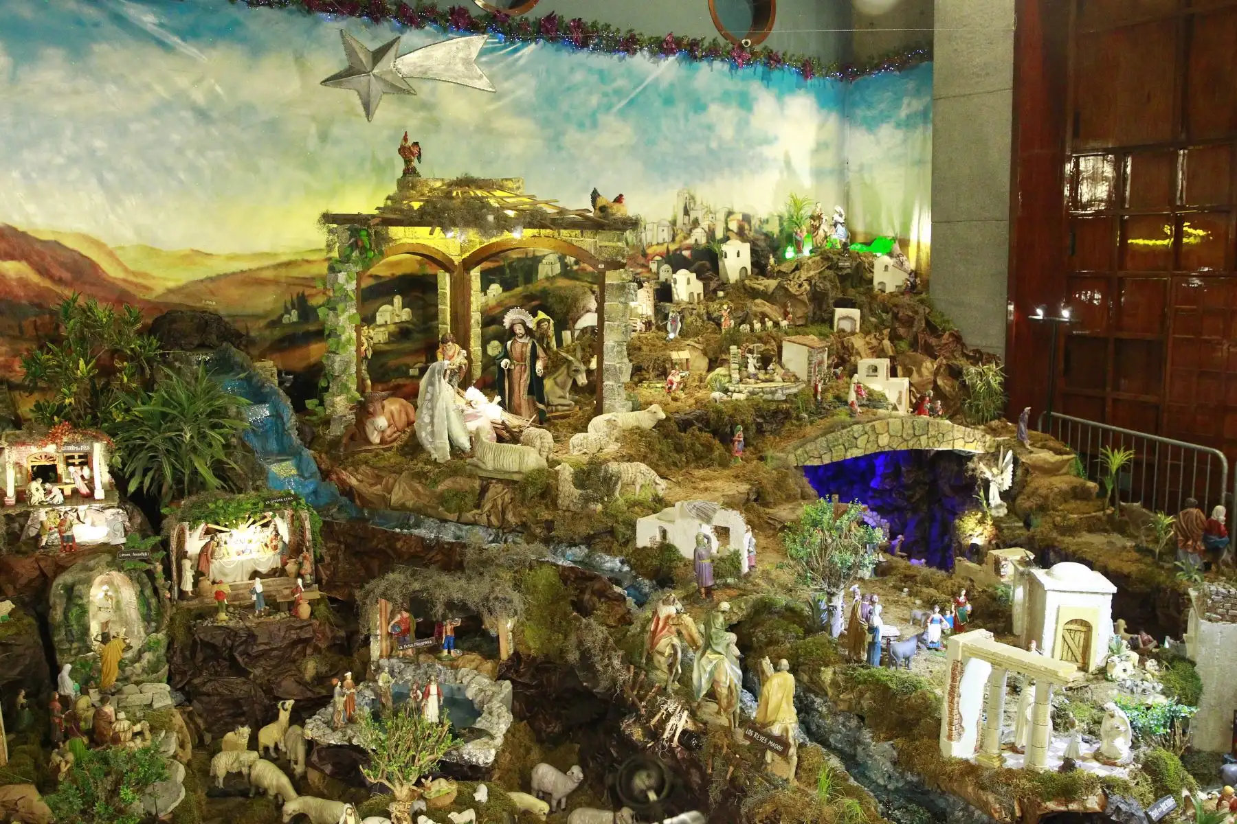 Iglesia de las Nazarenas presenta original Nacimiento por Navidad.Foto: ANDINA/Eddy Ramos
