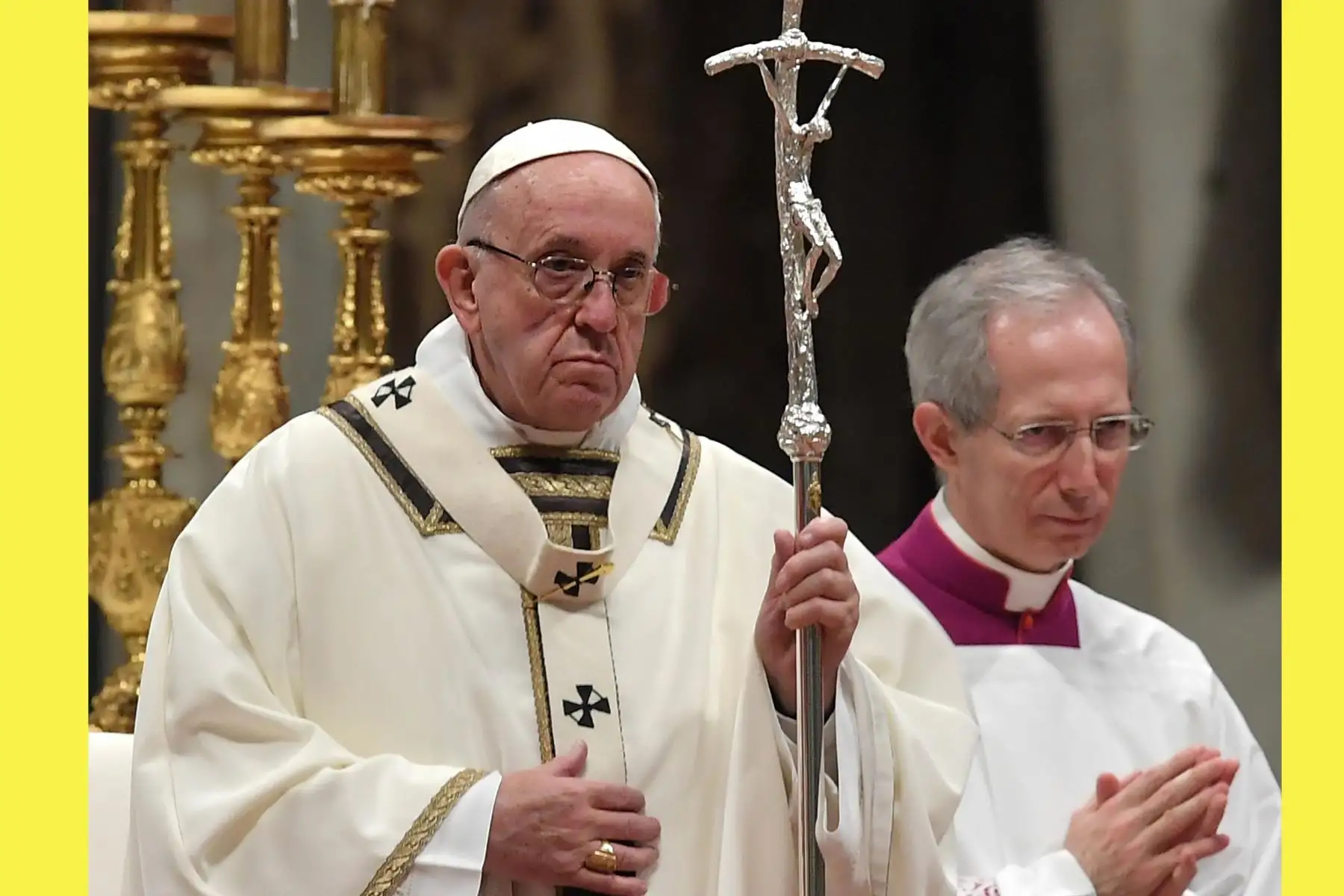 El Papa Francisco celebrò la  tradicional misa  de gallo en la víspera de Navidad, en la basílica de San Pedro en el Vaticano.Foto: ANDINA/AFP