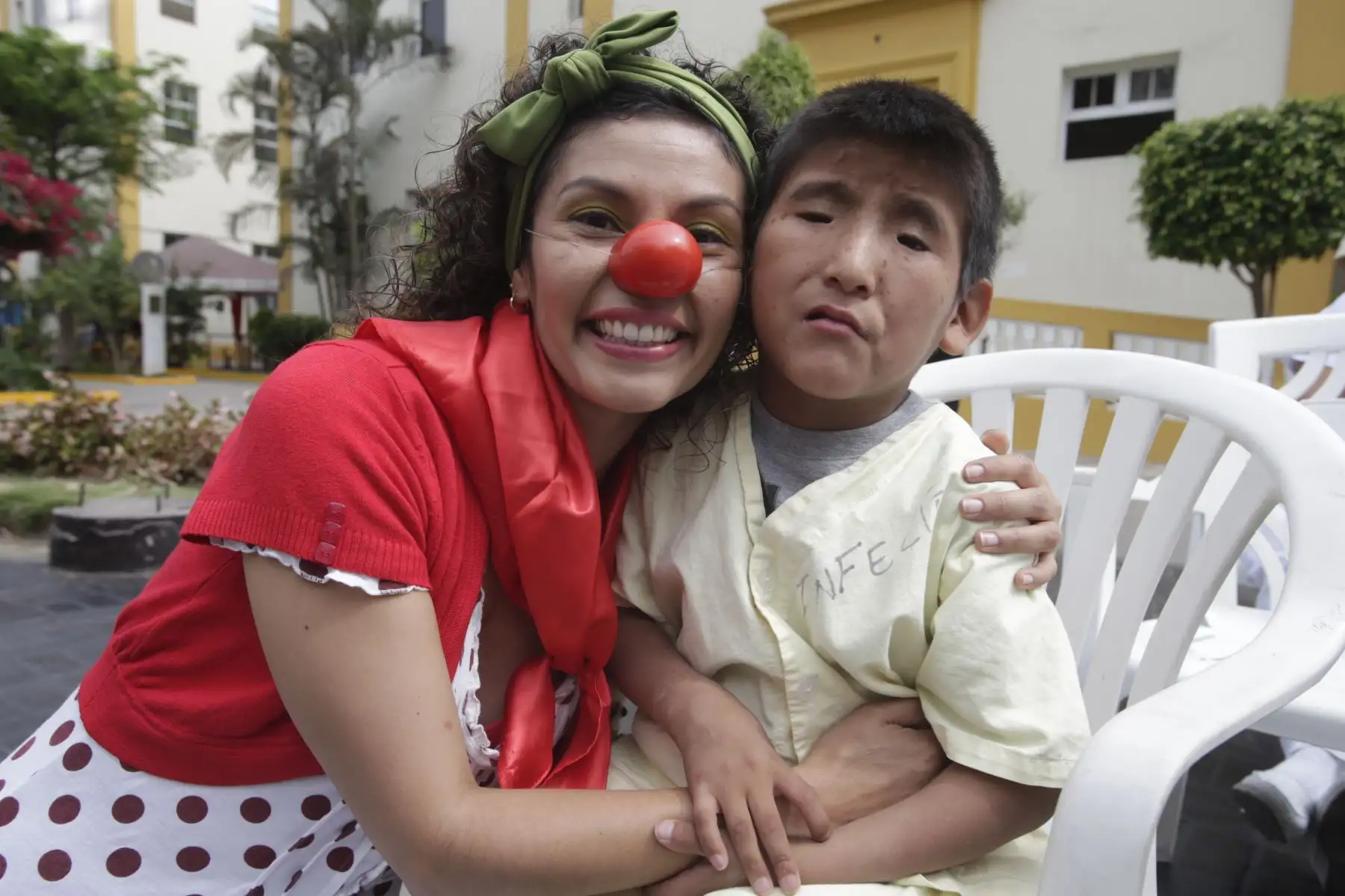 Payasos de Emergencia celebran junto a los pacientes del Instituto Nacional de Salud del Niño (INSN) en esta navidad. Foto: ANDINA/Nathalie Sayago