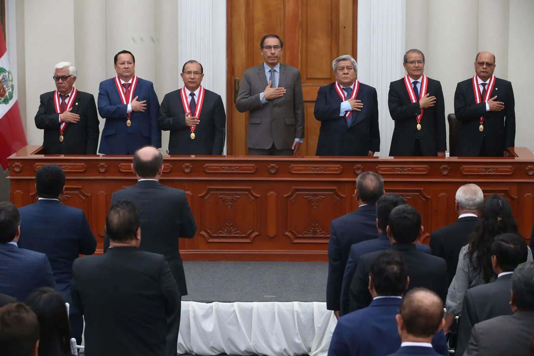 El presidente de la República, Martín Vizcarra, invocó a los gobernadores y vicegobernadores regionales a ser sus principales aliados en la lucha contra la corrupción. Foto: ANDINA/Vidal Tarqui