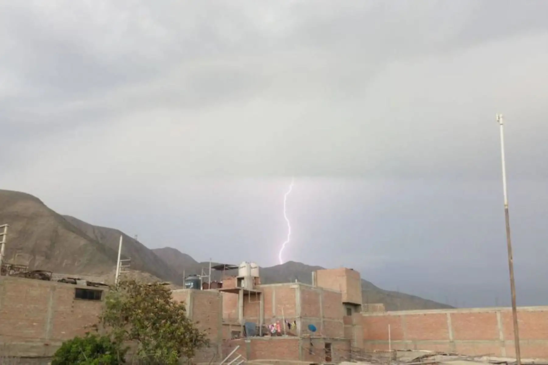 Dos personas han muerto por impacto de rayos en Áncash.Foto:  ANDINA