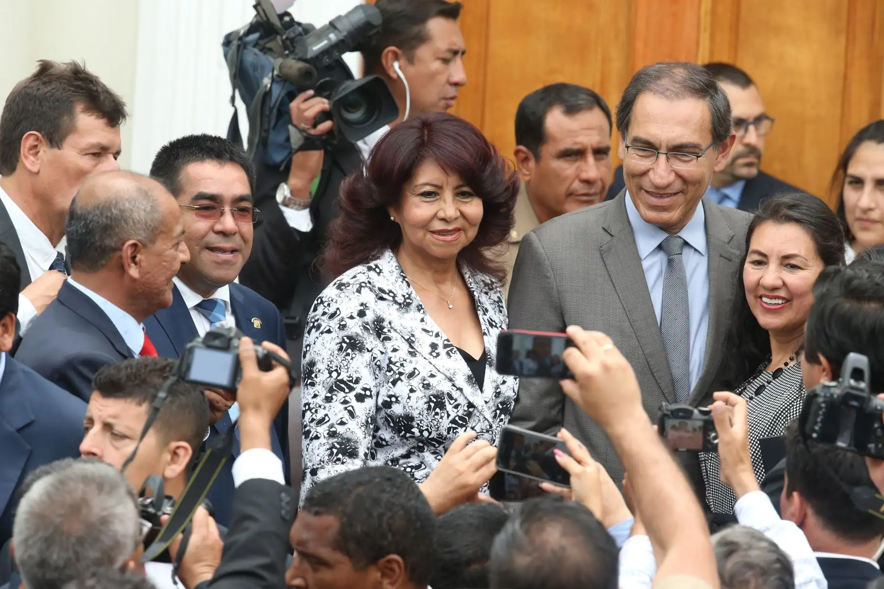 El presidente de la República, Martín Vizcarra, invocó a los gobernadores y vicegobernadores regionales a ser sus principales aliados en la lucha contra la corrupción. Foto: ANDINA/Vidal Tarqui