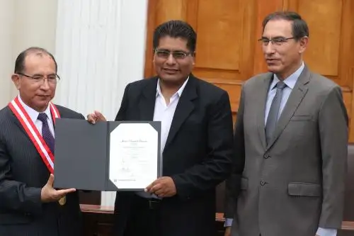 Walter Aduviri Calisaya, el exdirigente aimara asumirá dentro de unas horas el cargo de gobernador regional de Puno, al obtener la más alta votación en los comicios regionales y ganar en primera vuelta con más del 43 por ciento de los votos válidos. ANDINA/Vidal Tarqui