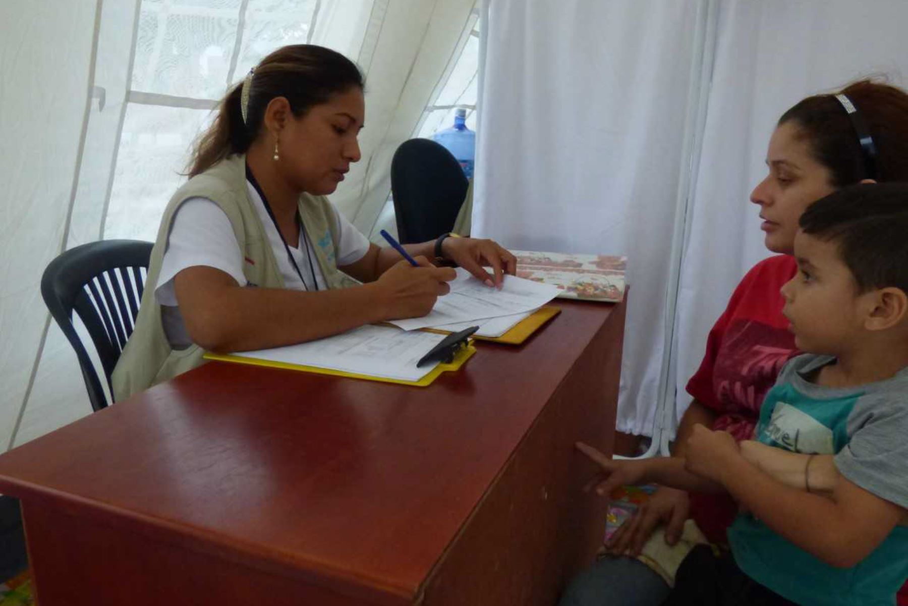 El 47% de niños venezolanos que ingresan al Perú junto con adultos tiene menos de 5 años, reveló Unicef.