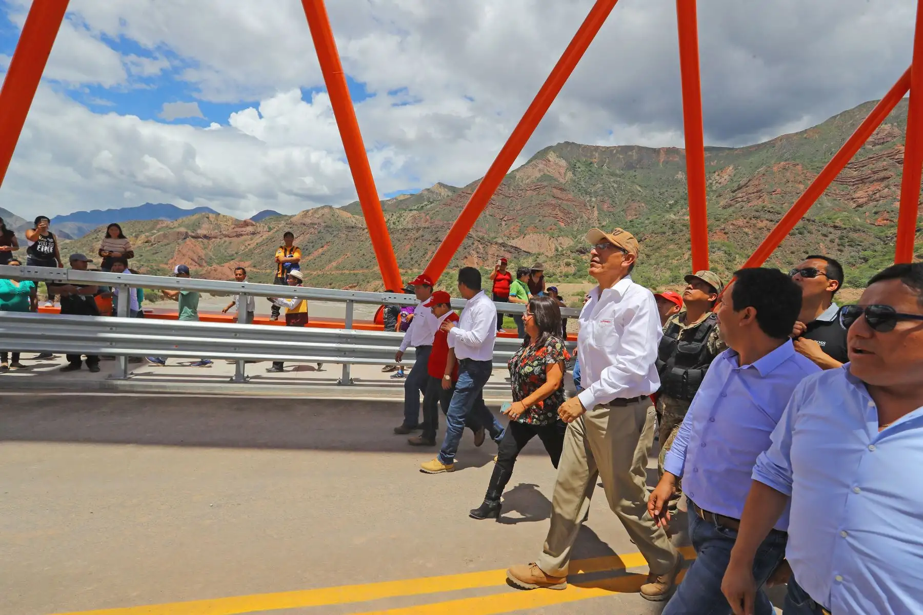Presidente Martín Vizcarra inaugura el Puente Raimondi, sobre el río Marañón, que une las regiones de La Libertad y Áncash. Foto: ANDINA/Prensa Presidencia