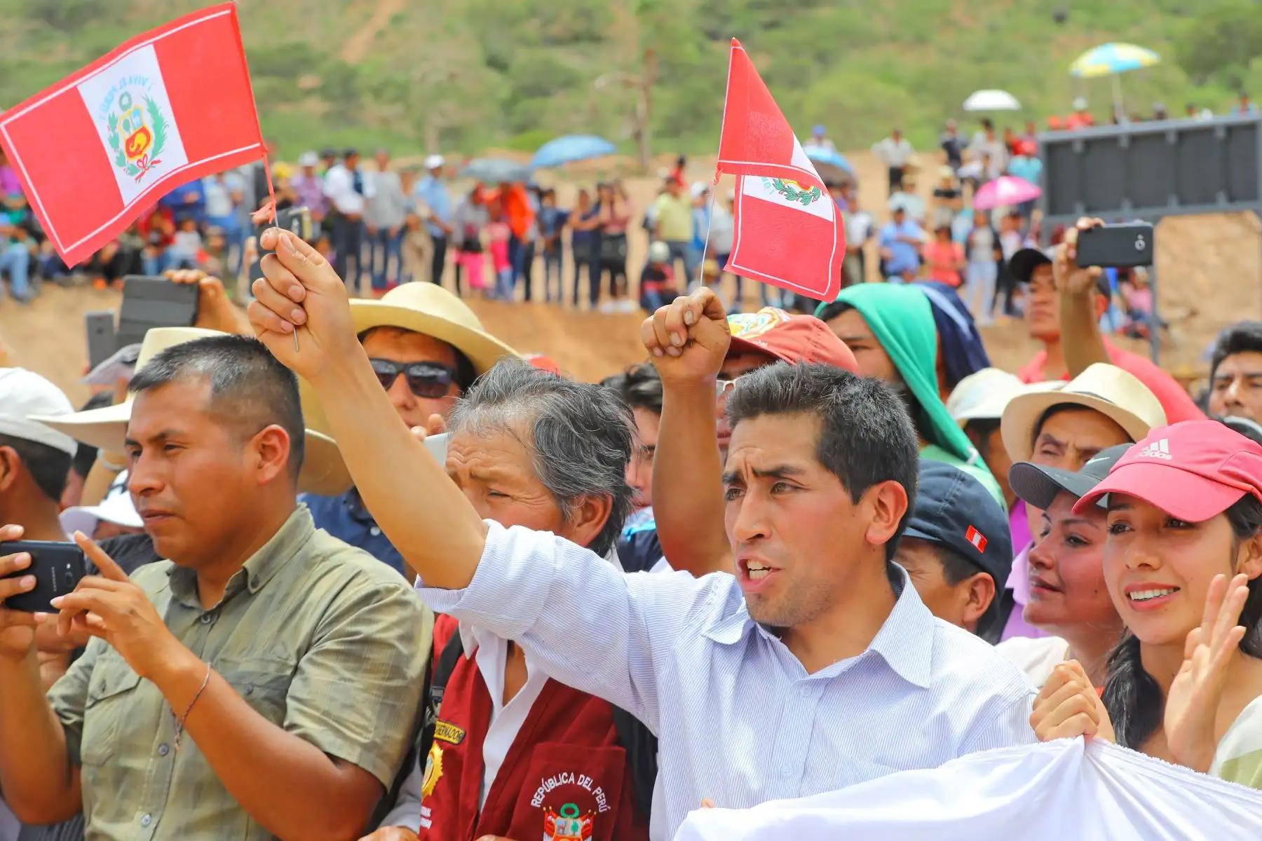 Presidente Martín Vizcarra inaugura el Puente Raimondi, sobre el río Marañón, que une las regiones de La Libertad y Áncash. Foto: ANDINA/Prensa Presidencia