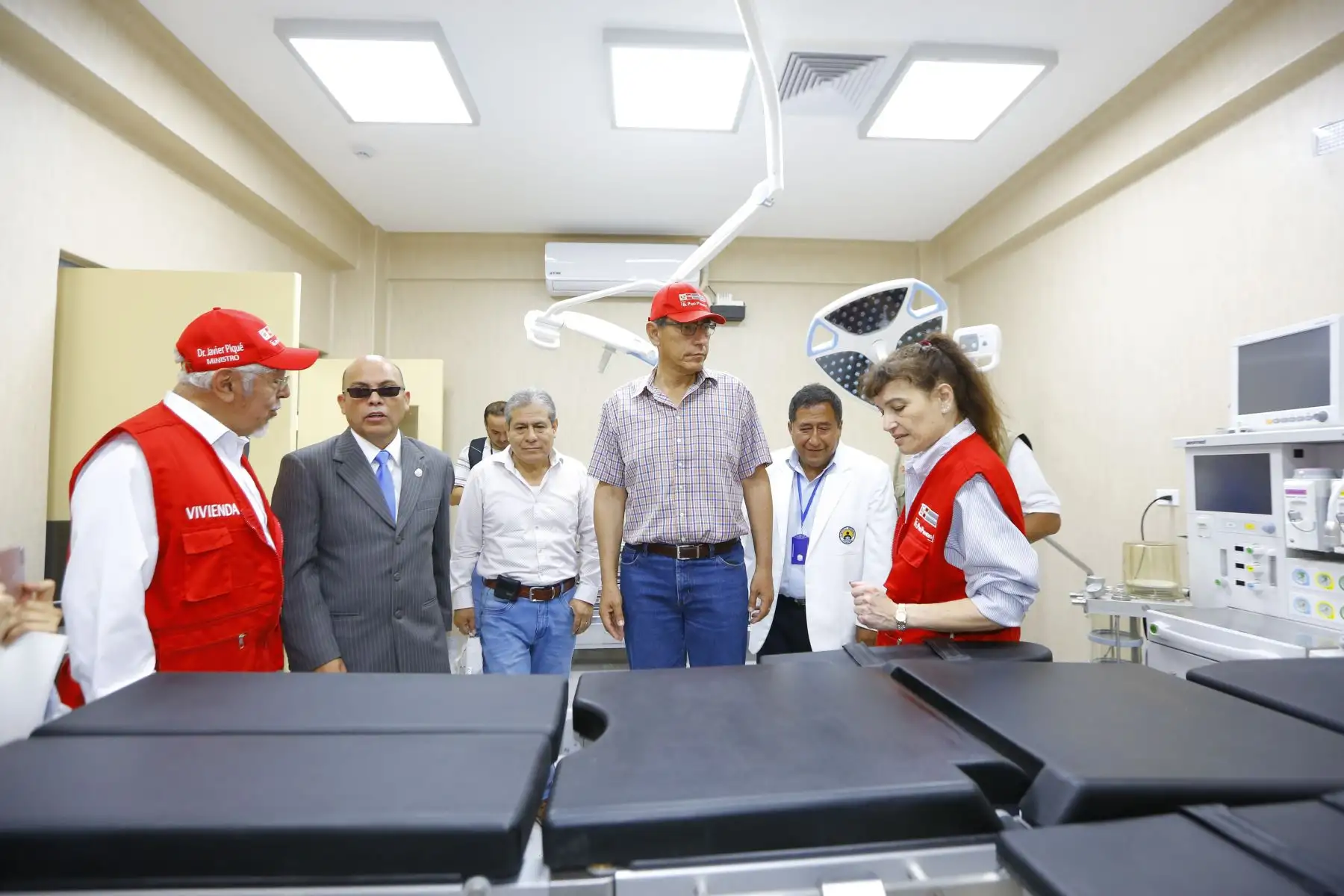 Jefe de Estado Martín Vizcarra inaugurò  las obras de mejoramiento del Centro de Salud de Manzanares en Huacho. Foto:ANDINA/Prensa Presidencia