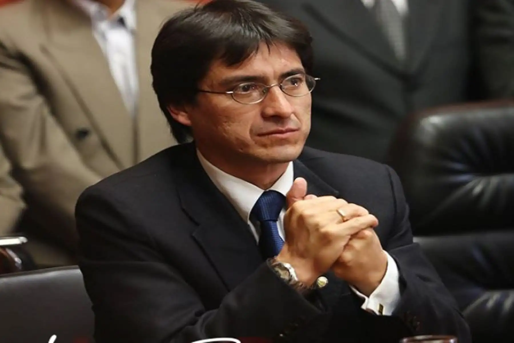 El gobernador regional del Cusco, Paul Benavente, expresó su rechazo a la decisión de remover a los fiscales Rafael Vela y José Domingo Pérez, del Equipo Especial Lava Jato, y dijo que esta situación puede generar una crisis política y social en el país.