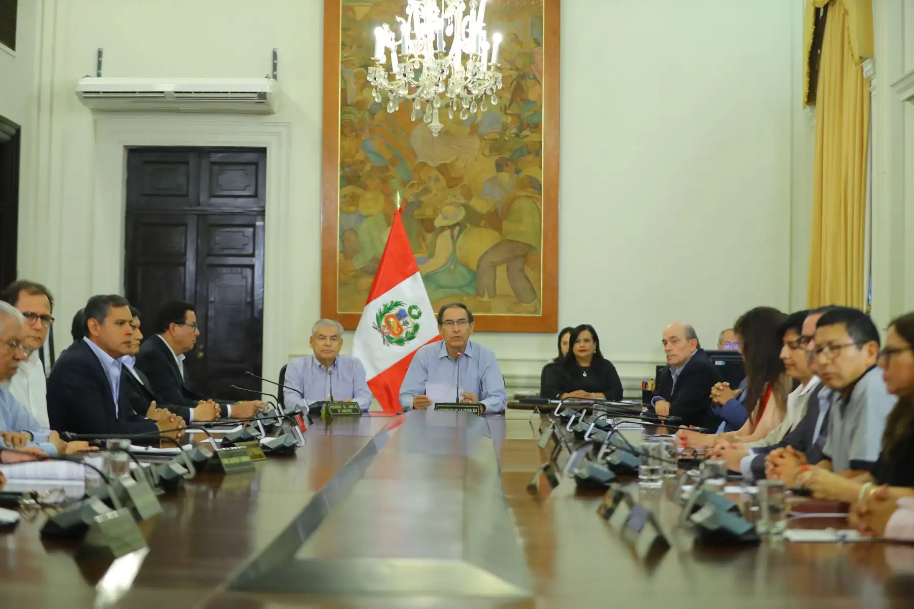 Pronunciamiento del presidente  Martín Vizcarra tras la sesión del Consejo de Ministros, en palacio de gobierno. Foto: ANDINA/Prensa Presidencia