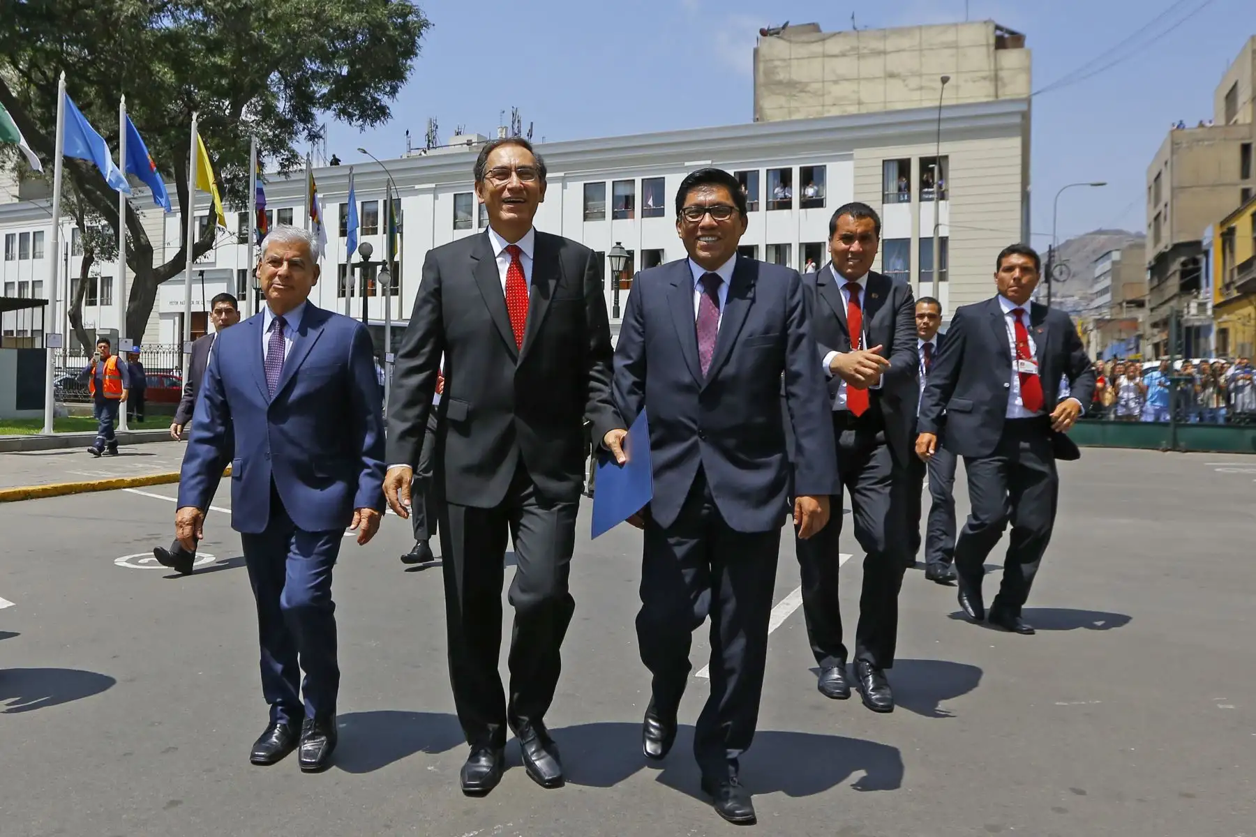 Presidente Vizcarra presenta al Congreso de la República proyecto de ley que declara en emergencia al Ministerio Público. Foto: ANDINA/Prensa Presidencia