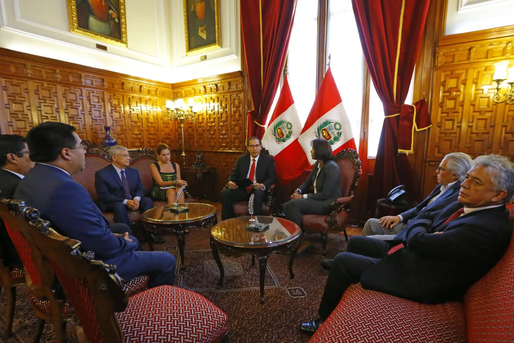 Presidente Vizcarra presenta al Congreso de la República proyecto de ley que declara en emergencia al Ministerio Público. Foto: ANDINA/Prensa Presidencia