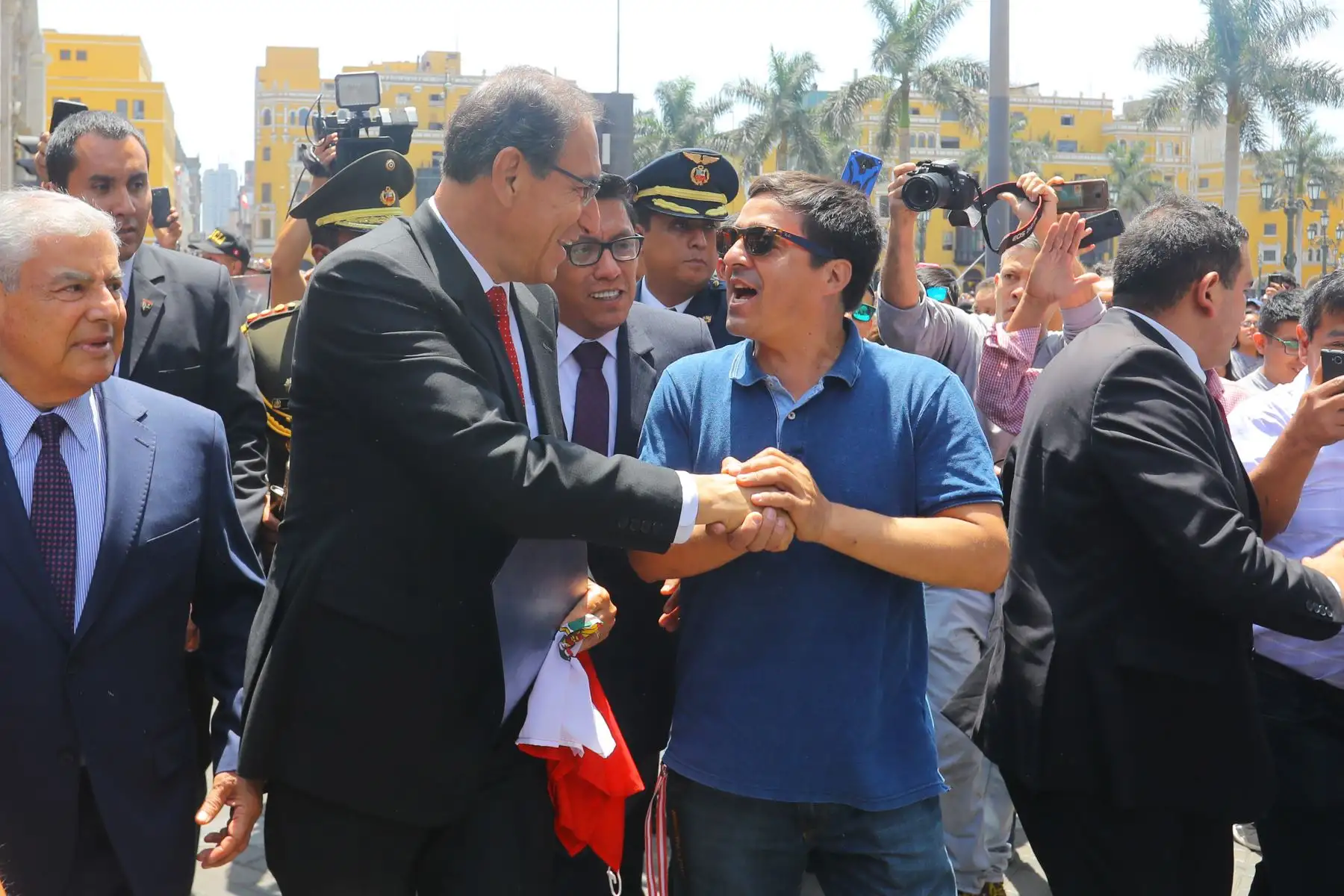 Presidente Vizcarra presenta al Congreso de la República proyecto de ley que declara en emergencia al Ministerio Público. Foto: ANDINA/Prensa Presidencia