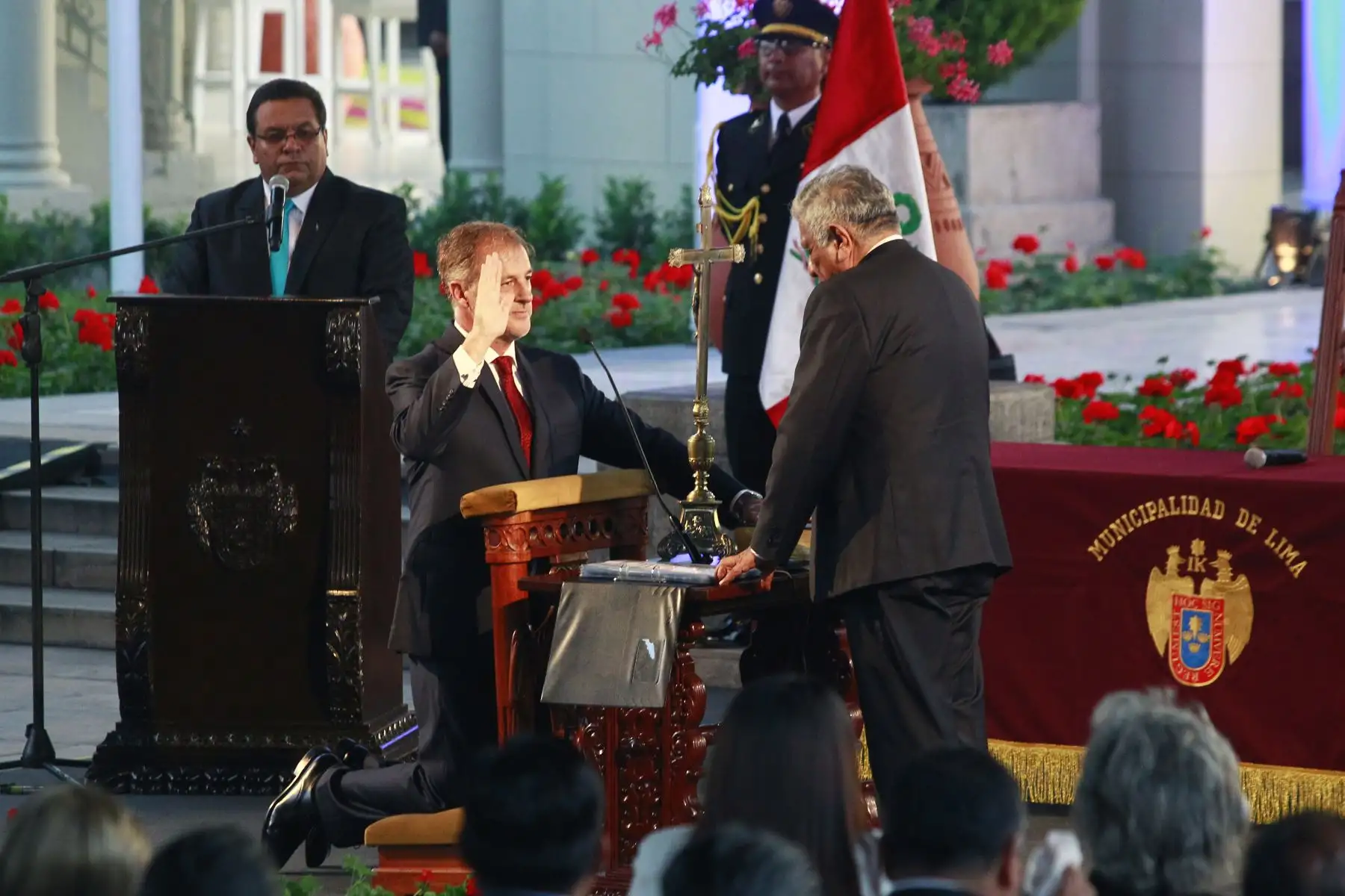 Presidente de la República, Martín Vizcarra participa en ceremonia de juramentación del nuevo alcalde de Lima, Jorge Muñoz.Foto: ANDINA/Eddy Ramos