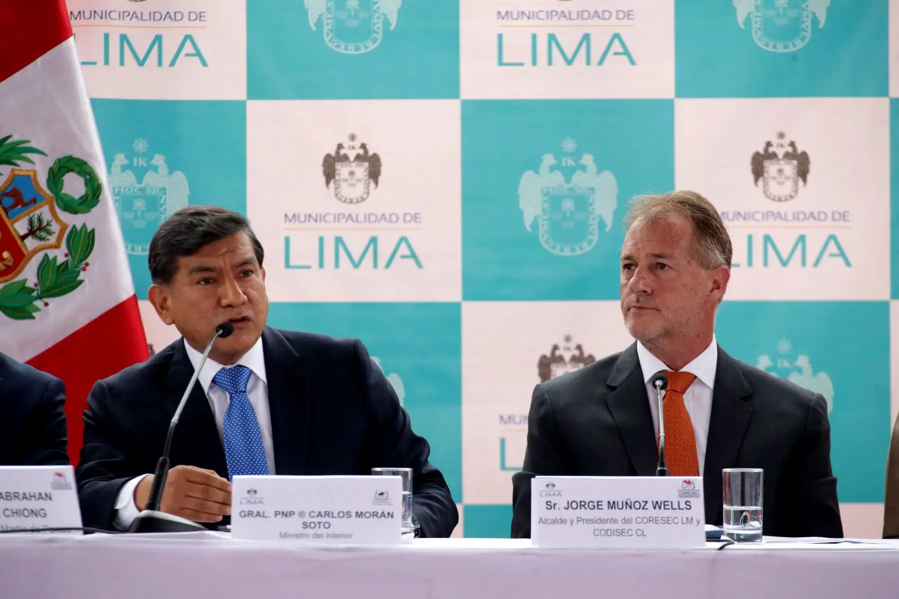 Alcalde de Lima, encabezó el Primer Consejo Descentralizado de Seguridad Ciudadana que se realizó en el Parque del Trabajo, San Martín de Porres, con la presencia del ministro del Interior, Carlos Morán. Foto: ANDINA/Luis Iparraguirre
