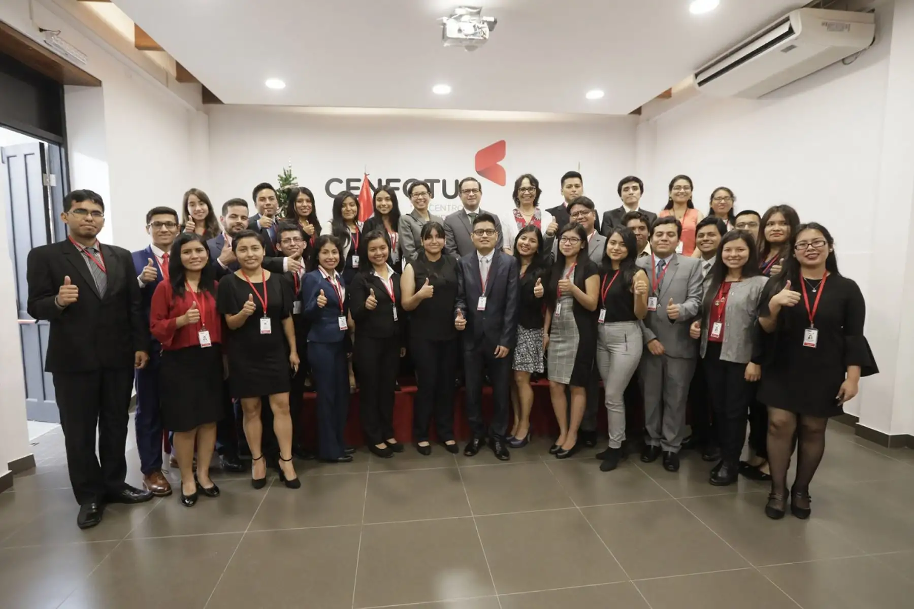 Estudiantes forman parte de la sexta edición de “Curso de Negociaciones Comerciales Internacionales”. ANDINA/Difusión