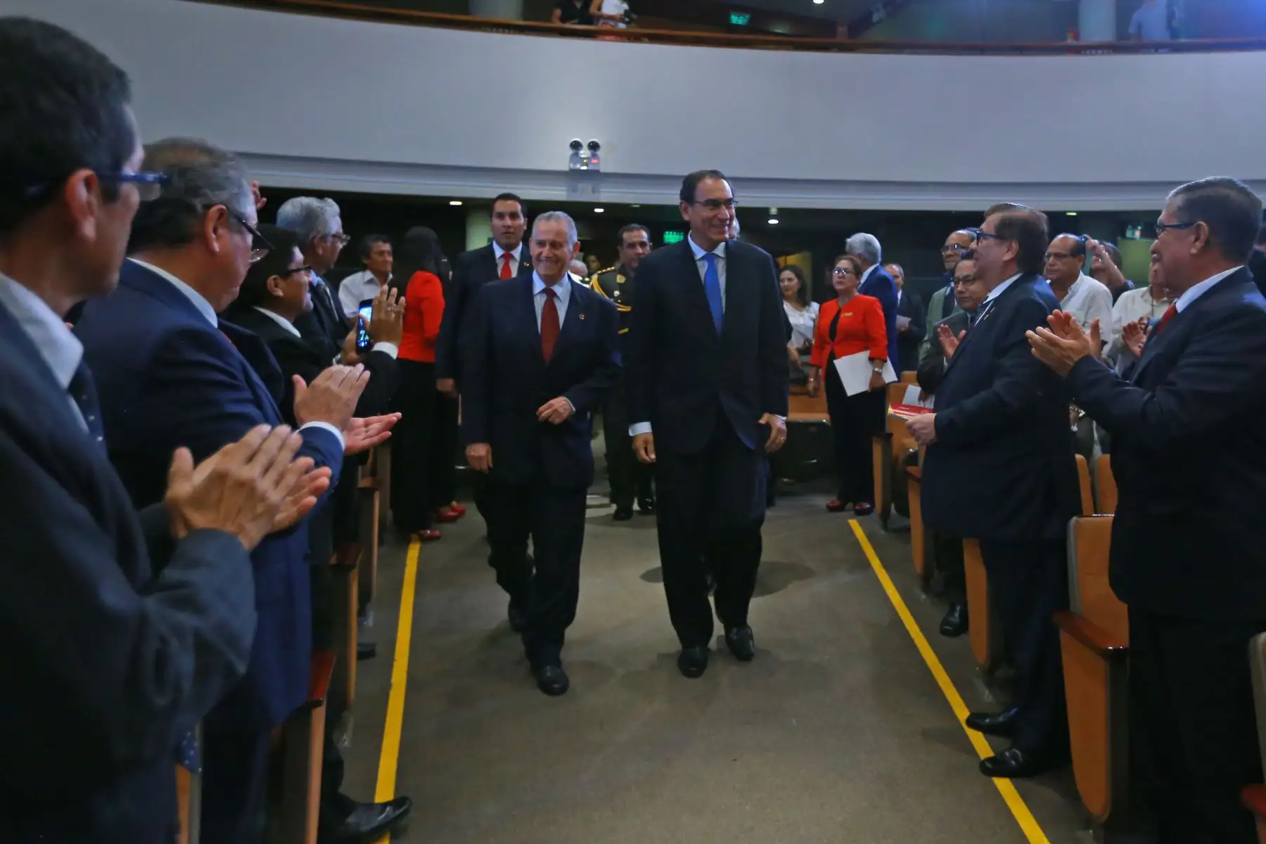 Jefe de Estado Martín Vizcarra asistiò a la ceremonia de Juramentación de los Directivos del Consejo Nacional de Ingenieros del perú.Foto: ANDINA/Prensa Presidencia