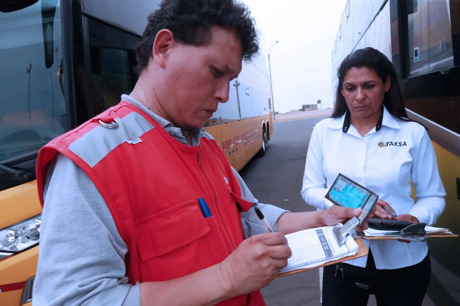 El ministro de Agricultura y Riego, Gustavo Mostajo, señaló  que en el presente año se espera consolidar la erradicación de la Mosca de la Fruta en las zonas productoras del sur Foto: ANDINA/Norman Córdova