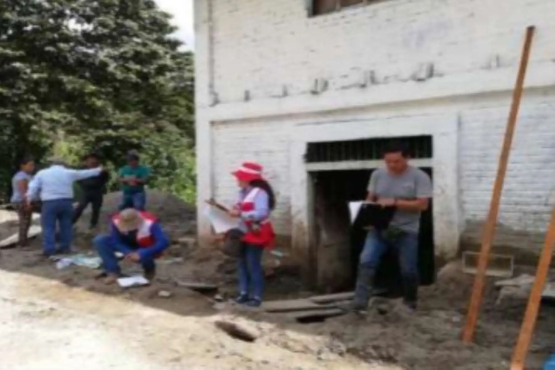 El Programa Nacional de Saneamiento Rural del CAC Cusco evaluó los daños y las necesidades de los sistemas de agua potable y saneamiento en Huayopata.