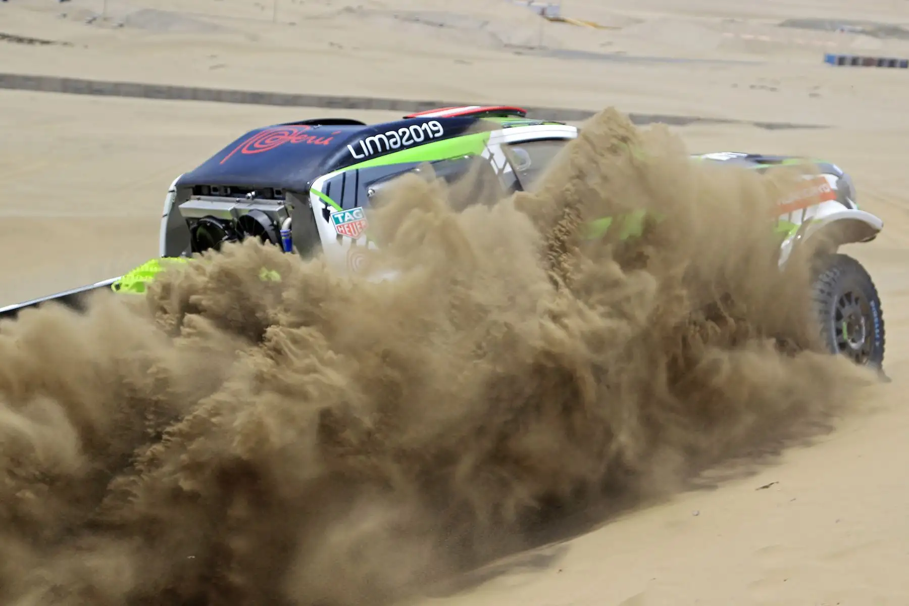 Nicolas Fuchs y Milco presentaròn  camioneta para el Dakar 2019. Foto: ANDINA/Difusiòn