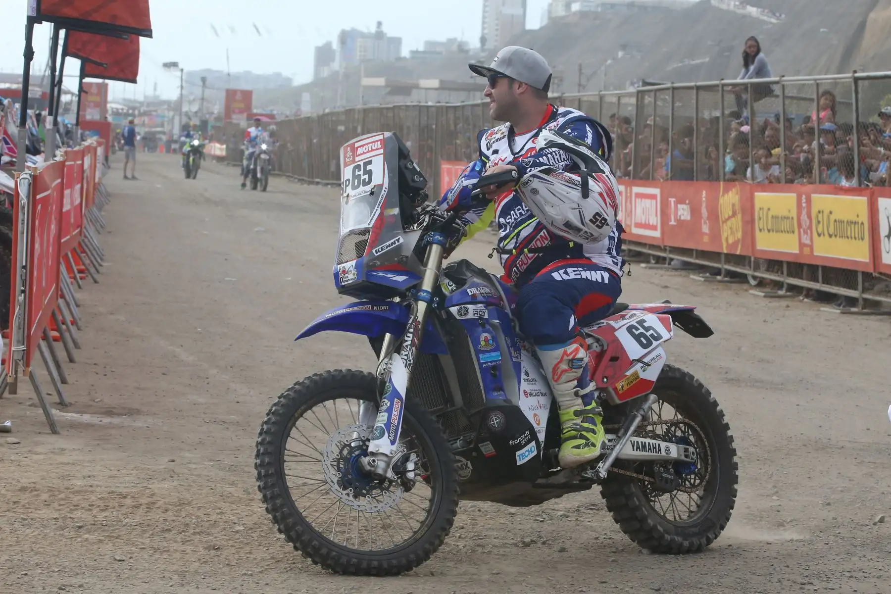 La carrera Dakar 2019, más dura del mundo se inició en la tarde con la partida simbólica. Foto: ANDINA/Vidal Tarqui