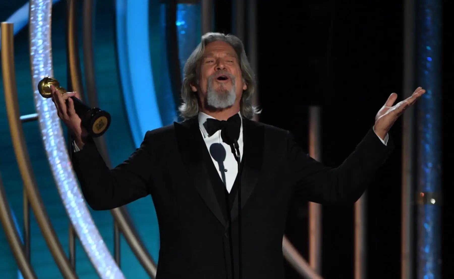 El ganador del premio Cecil B. DeMille Jeff Bridges en los Golden Globes. Foto: ANDINA/Difusión