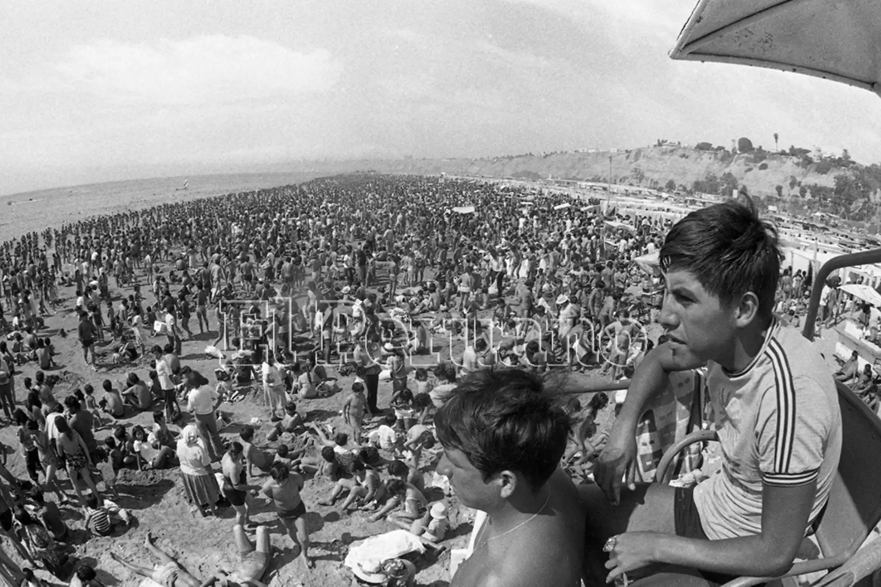 Bañistas en la playa Agua Dulce 1978. Foto: ANDINA/archivo El Peruano