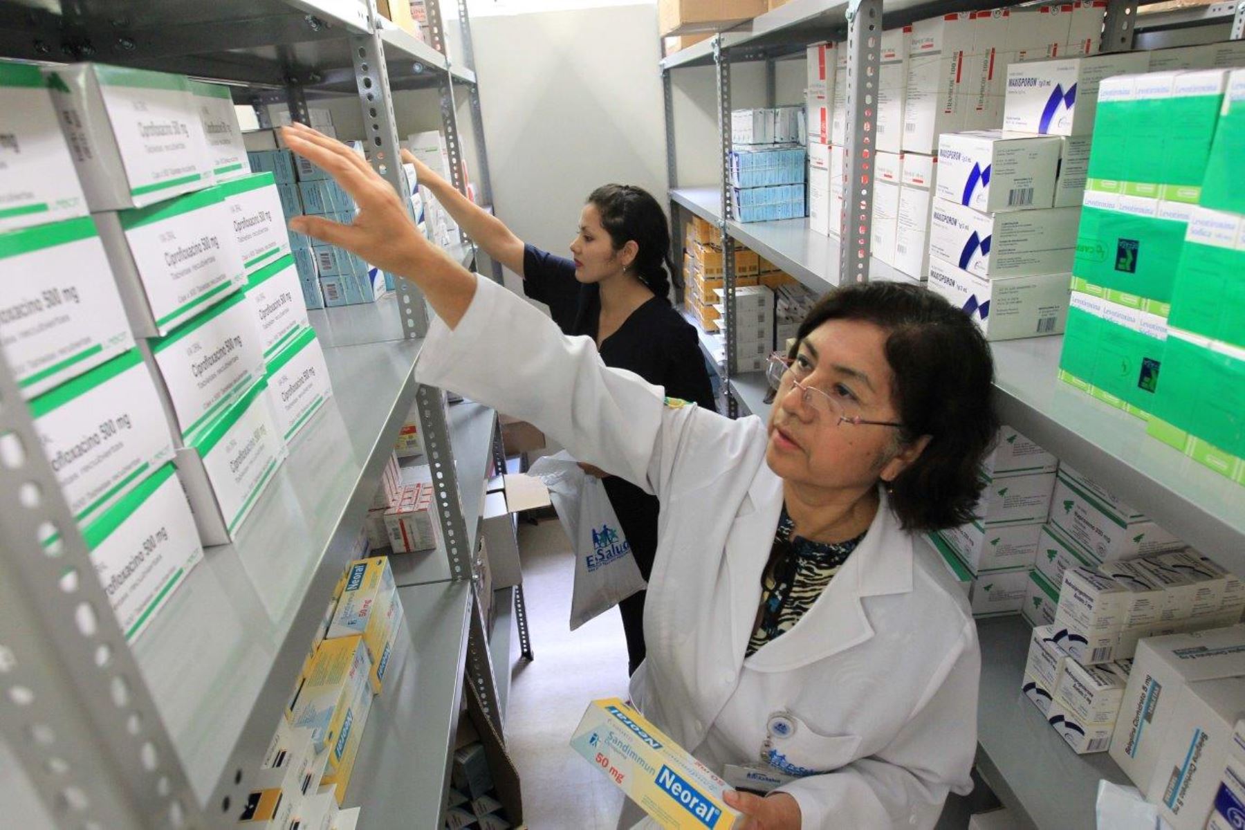 EsSalud comprará medicamentos en el extranjero para sincerar precios en Perú. Foto: ANDINA/Difusión.