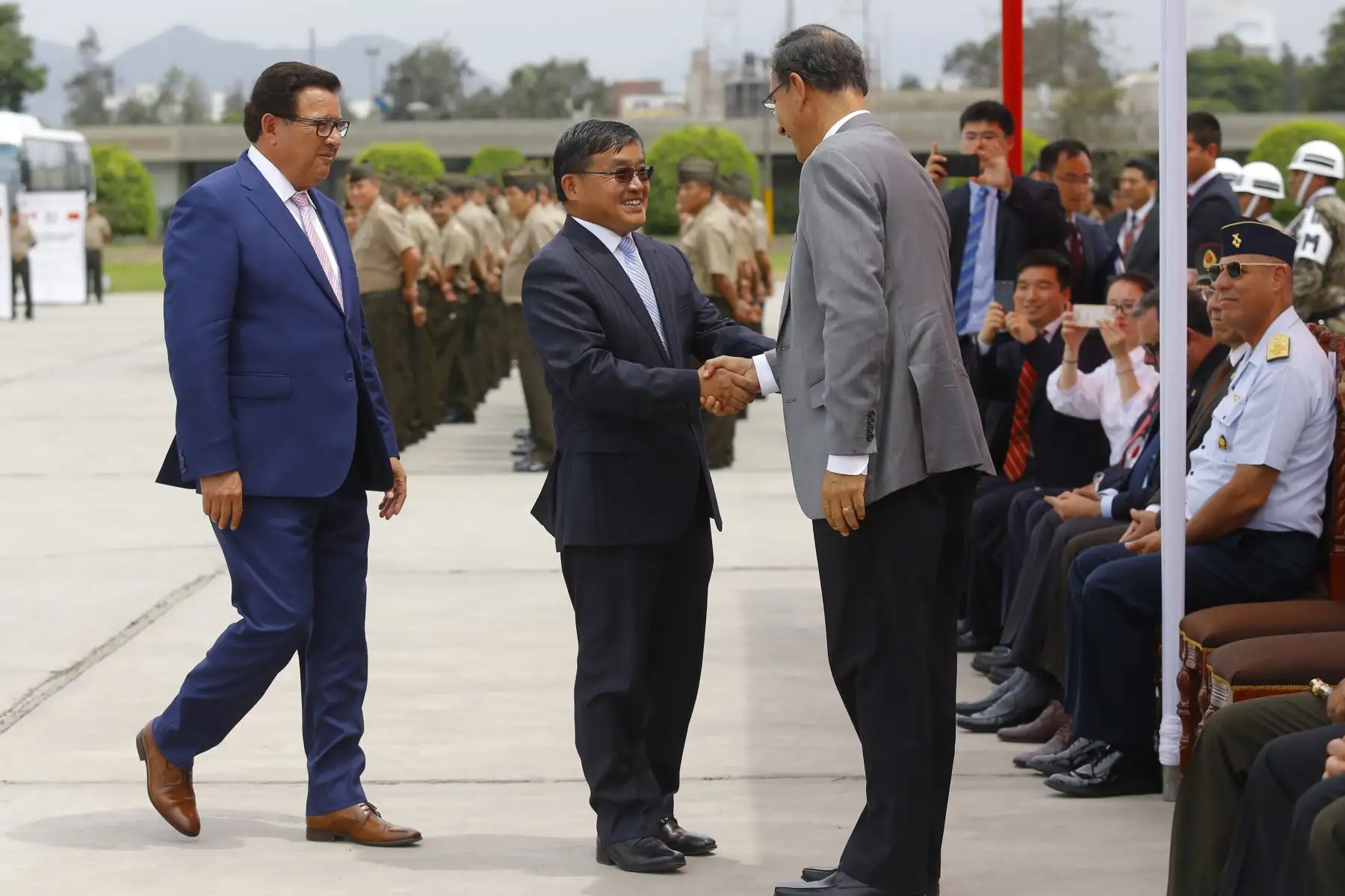Jefe de Estado participa en la ceremonia de entrega de donación de la República Popular China a las Fuerzas Armadas. Foto: ANDINA/Prensa Presidencia