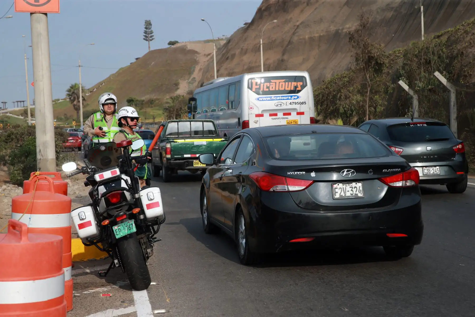 Inició la aplicación del plan de desvío vehicular en la Costa Verde para iniciar los trabajos de ampliación de la vía. .Foto: ANDINA/Norman Córdova