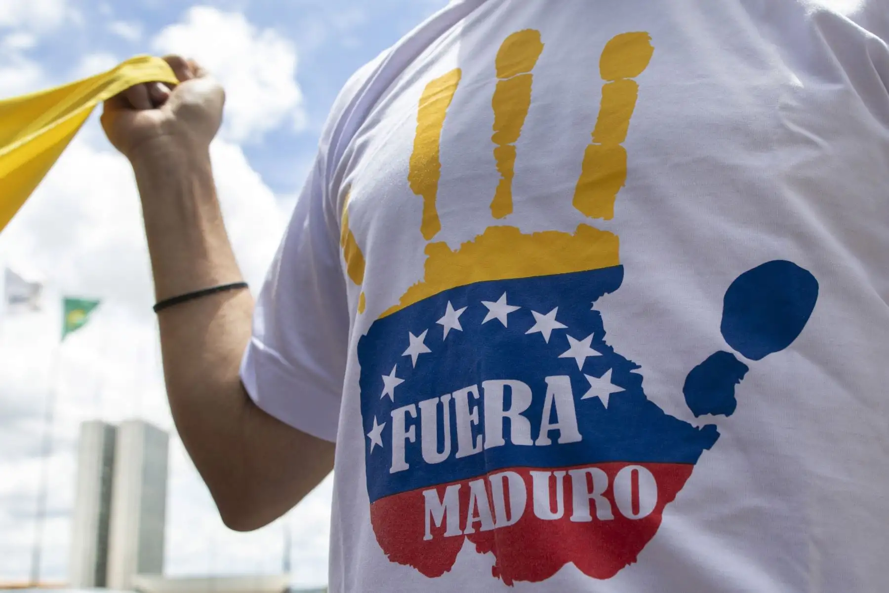 Venezolanos se manifiestan contra Maduro . AFP