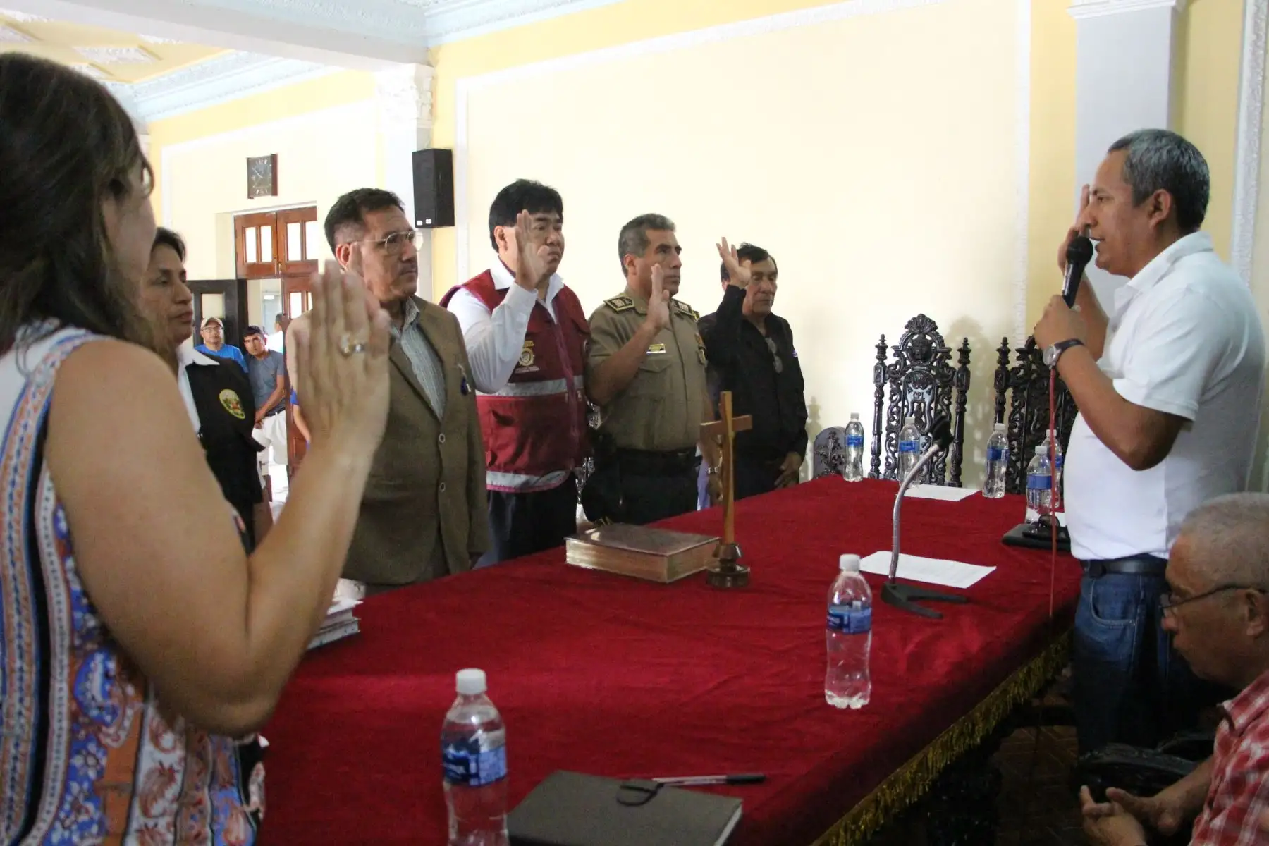 En el salón de actos de la Municipalidad Provincial de Lambayeque se efectuó la ceremonia de juramentación de los comités provincial y distrital de Seguridad Ciudadana.