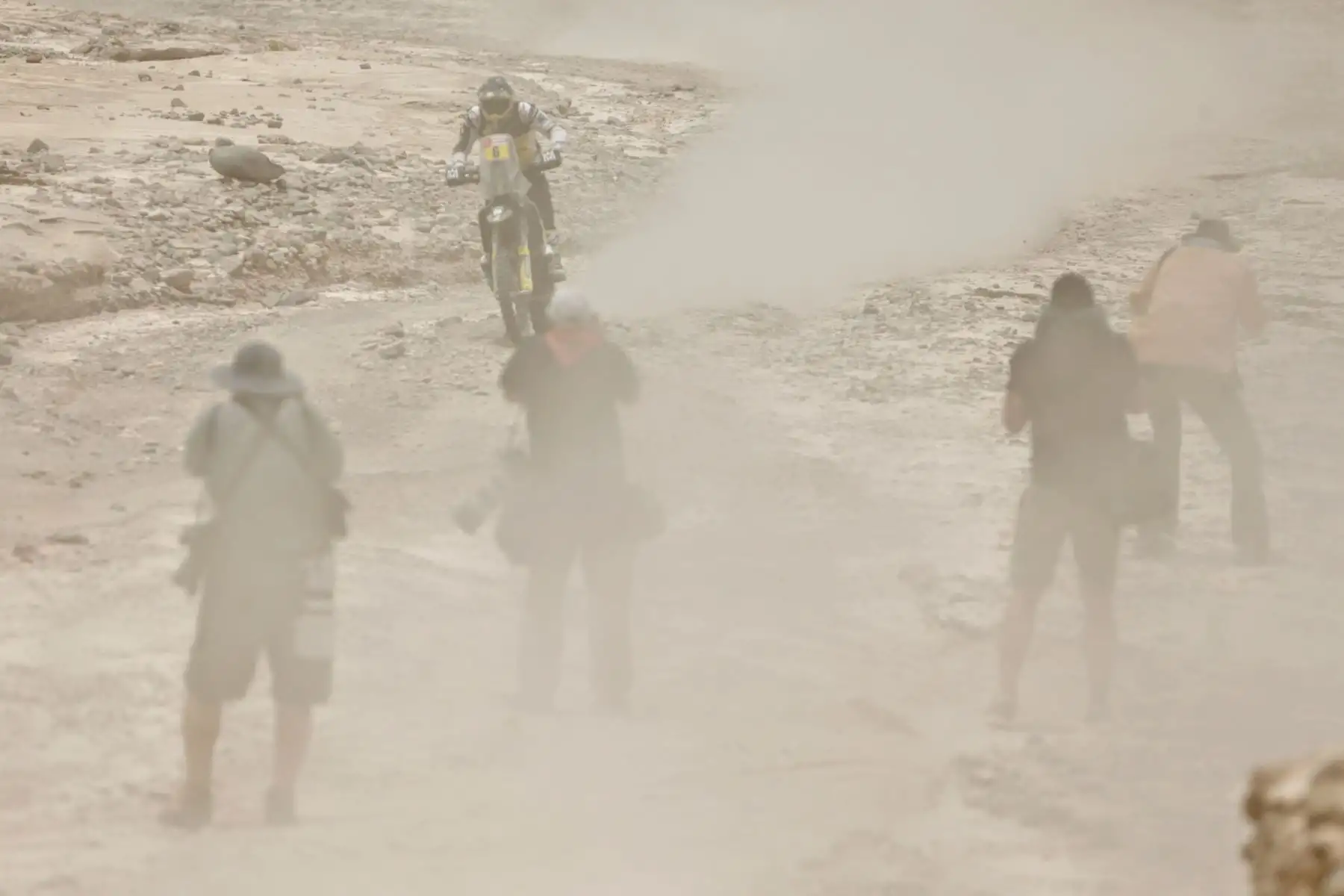Cuarto día del Rally Dakar 2019, desde Arequipa en modo marathon dentro del desierto de Moquegua. Foto: ANDINA/Luis Iparraguirre